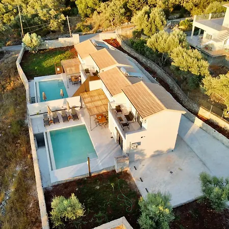 Villa Calmia Fine Living *