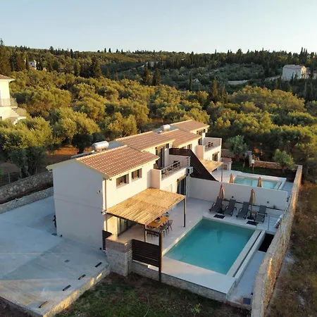 Villa Calmia Fine Living *