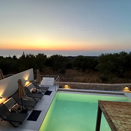 Calmia Fine Living * Tsoukaládhes