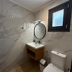 Calmia Fine Living Vilă *