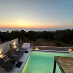 Calmia Fine Living * Tsoukaládhes