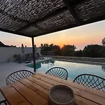 Calmia Fine Living * Tsoukaládhes