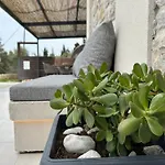 Calmia Fine Living Vilă Tsoukaládhes