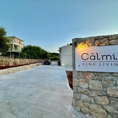 Calmia Fine Living 别墅 Tsoukaládhes