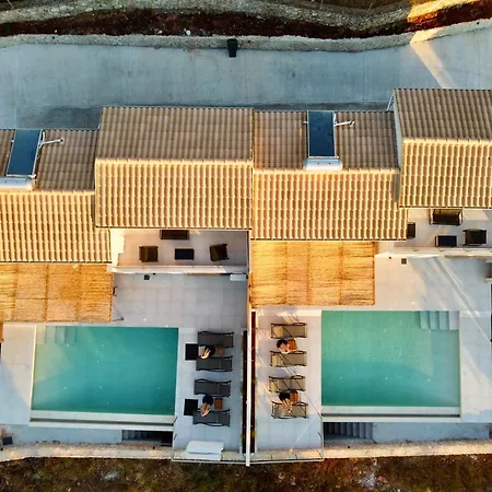 Calmia Fine Living Villa *