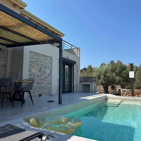 Calmia Fine Living *