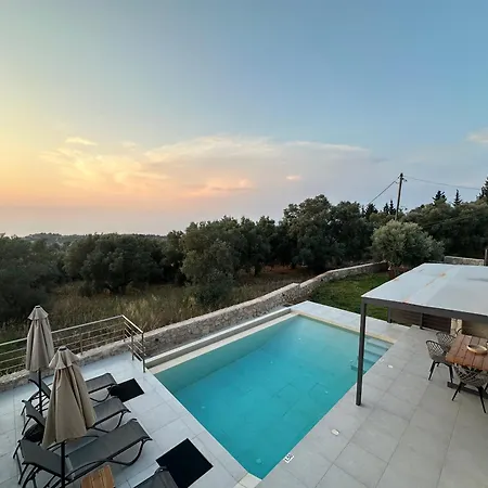 Villa Calmia Fine Living