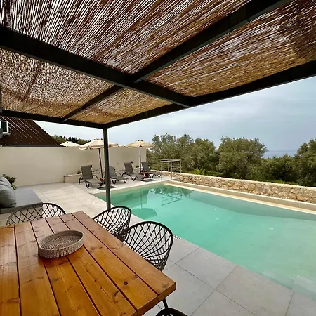 Calmia Fine Living * Tsoukaládhes