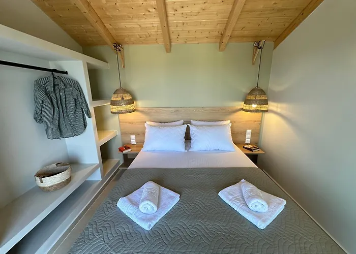 Calmia Fine Living * Tsoukaládhes