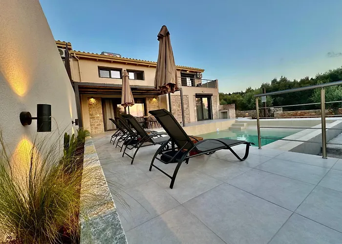 Calmia Fine Living * Tsoukaládhes