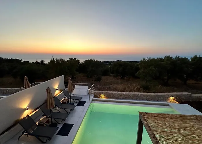 Calmia Fine Living * Tsoukaládhes